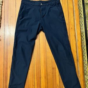 Lululemon commission pant slim Size 33 navy blue